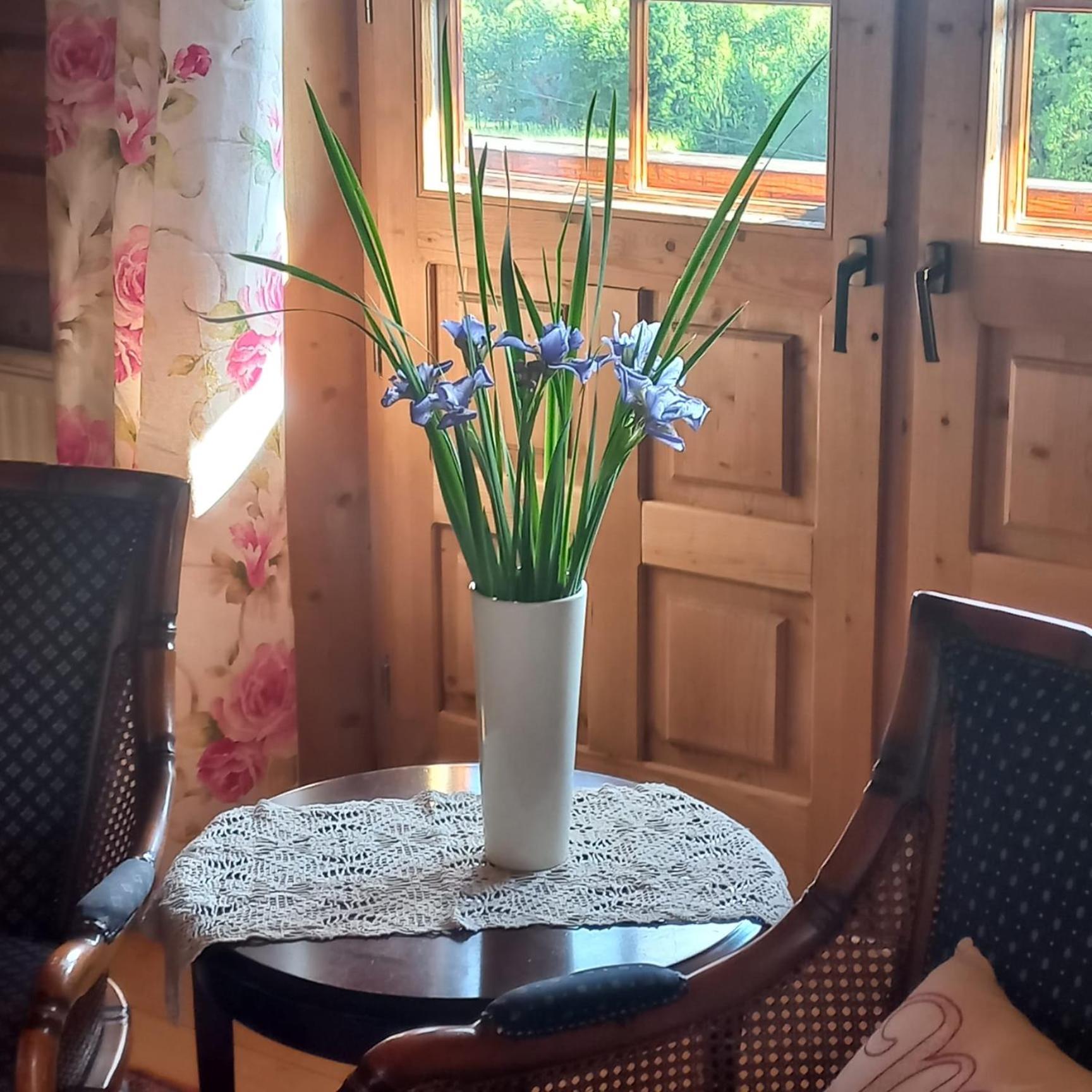 Lily Garden Bed & Breakfast Mizerna Room photo