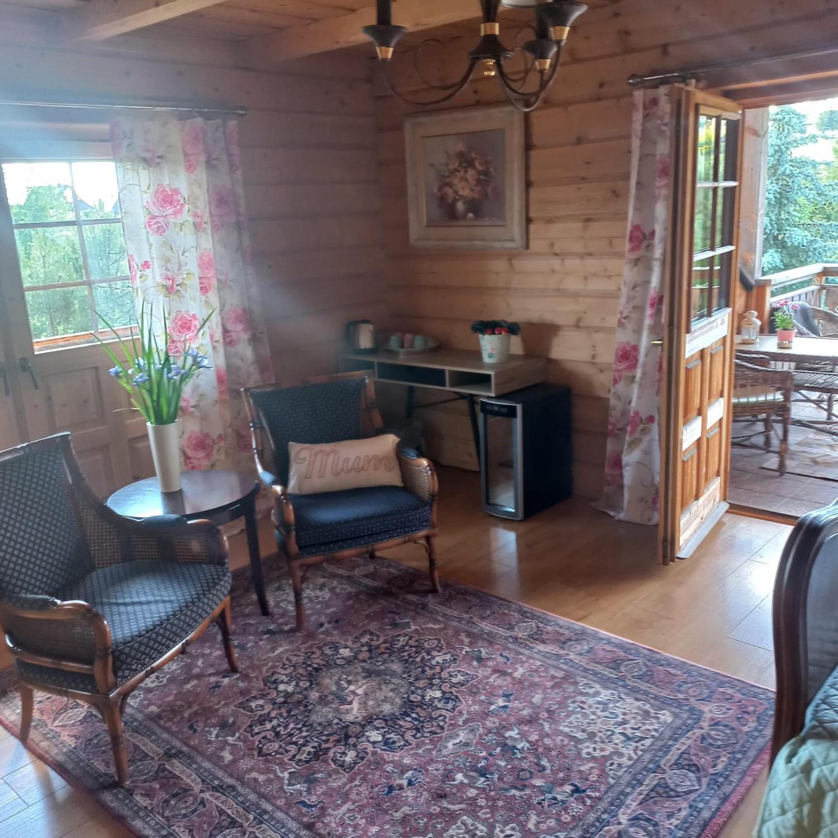 Lily Garden Bed & Breakfast Mizerna Room photo